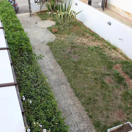Holiday home Mezzaluna Torre Santa Sabina