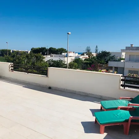 Mezzaluna بيت للعطل